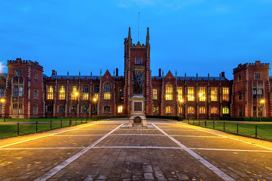 Giới thiệu về Queen’s University Belfast