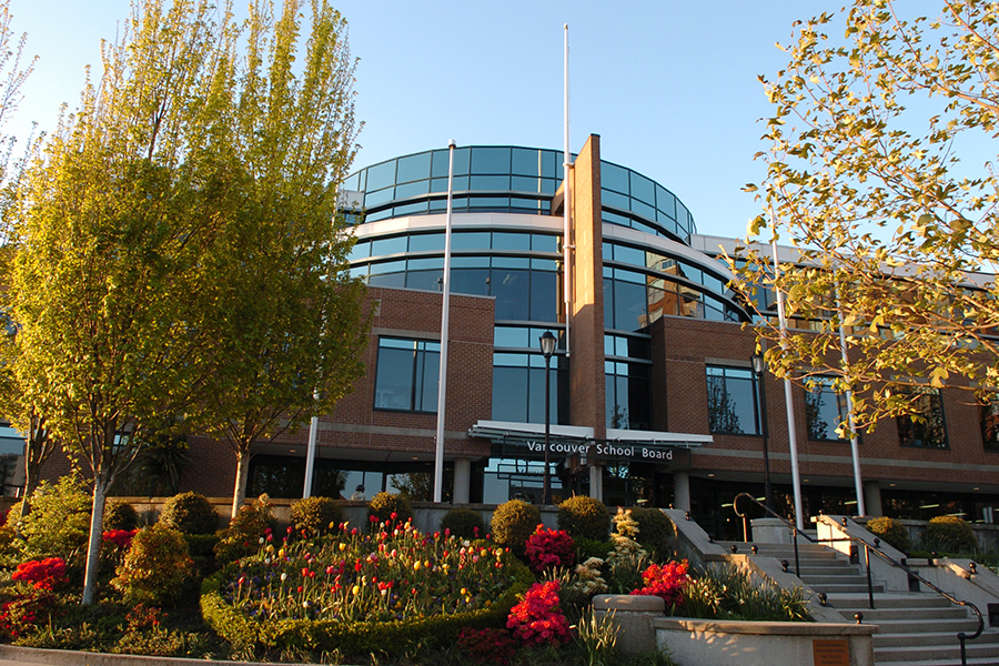 Giới thiệu trường Vancouver School Board