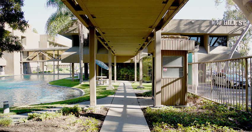 Giới thiệu trường American University Research Academy