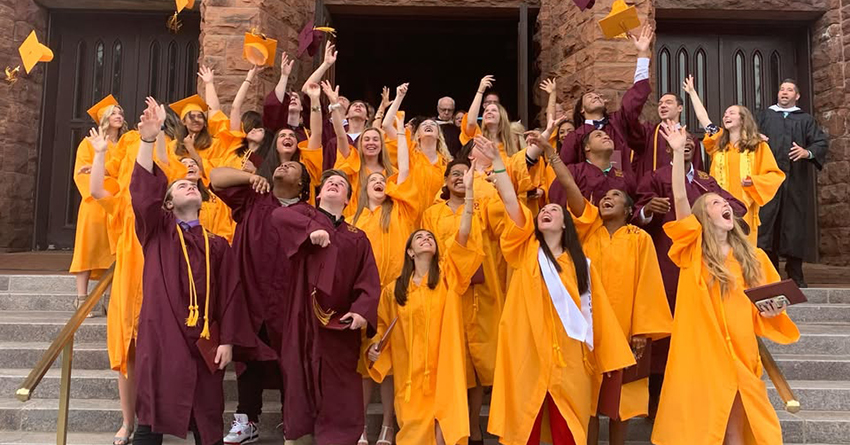 Vì sao nên chọn trường Notre Dame - Bishop Gibbons School