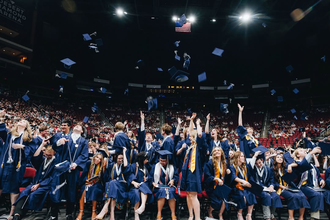 Vì sao nên chọn trường Cactus Shadows High School - Cave Creek USD