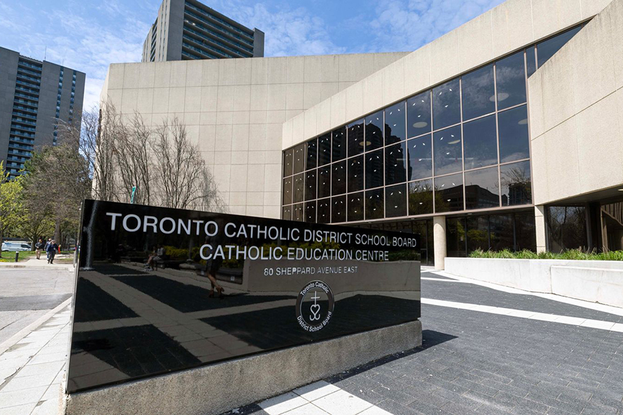 Giới thiệu trường Toronto Catholic District School Board