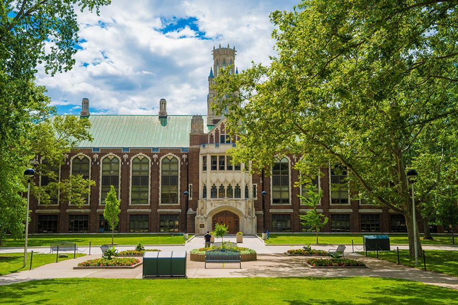Giới thiệu trường University of Windsor
