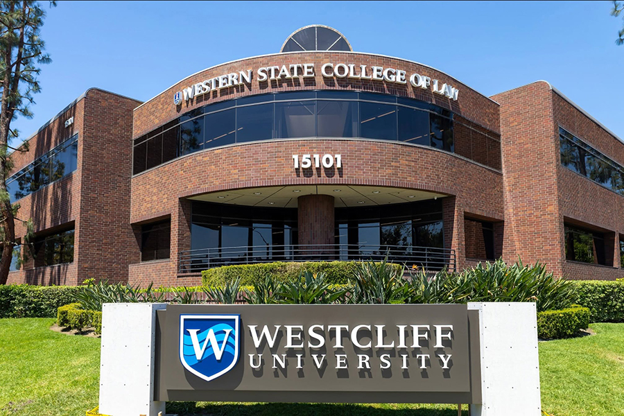 Chương trình học tại Westcliff University