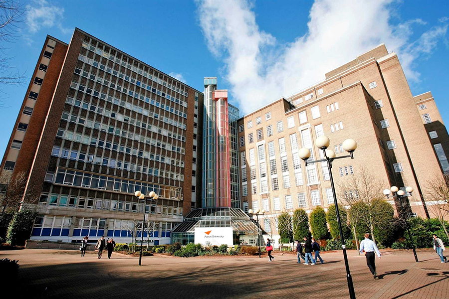 Giới thiệu tổng quan về Aston University