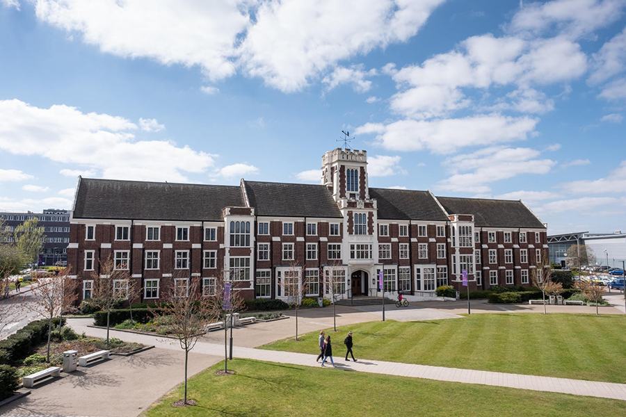 Giới thiệu tổng quan về Loughborough University