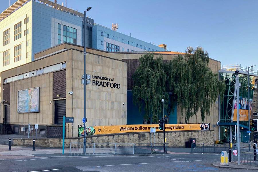 Giới thiệu tổng quan về University of Bradford