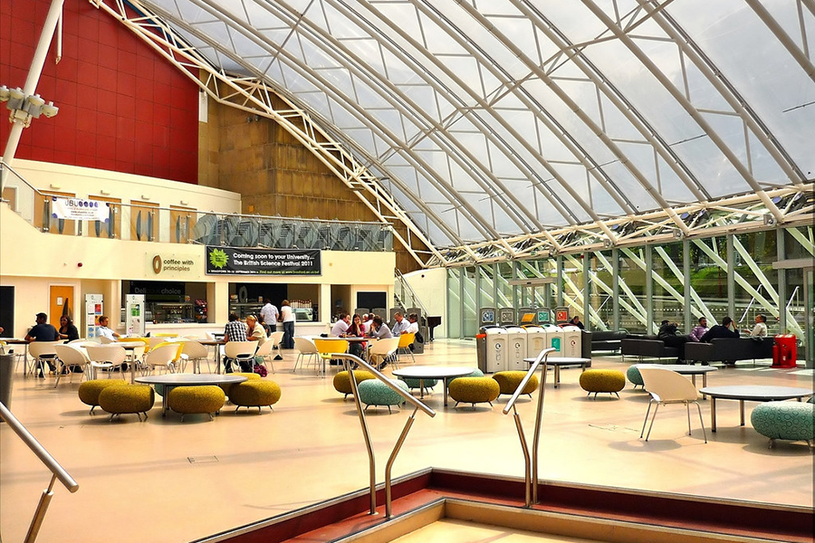 Giới thiệu tổng quan về University of Bradford