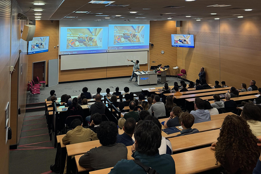 Chương trình học tại Queen Mary University of London